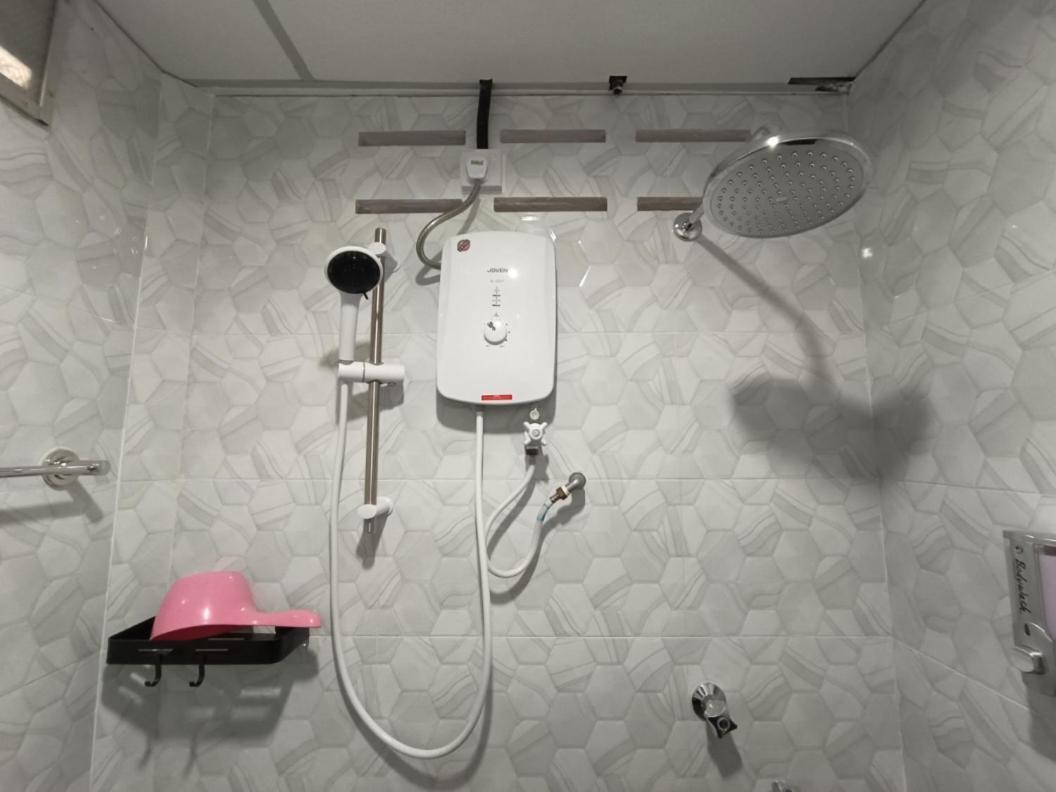 Roomstay Nimaza Bilik 1 Marang Esterno foto